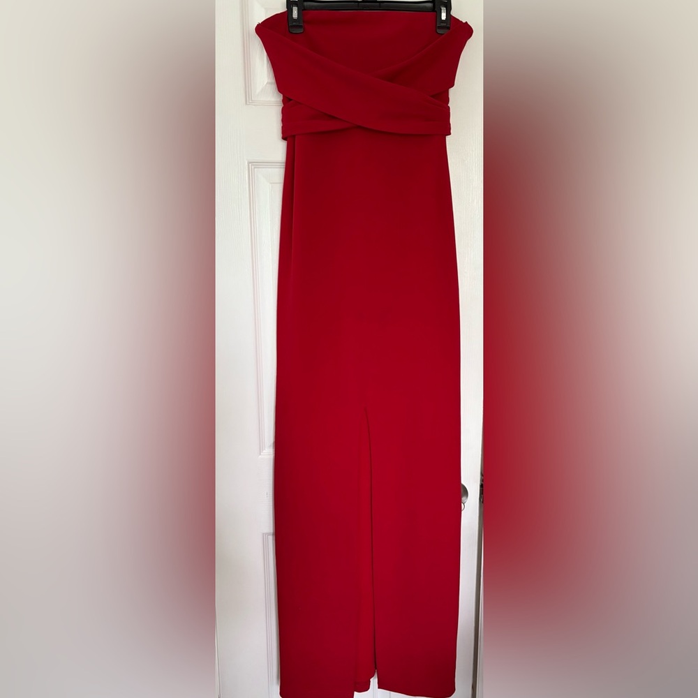 Lulus Formal Strapless Dress
